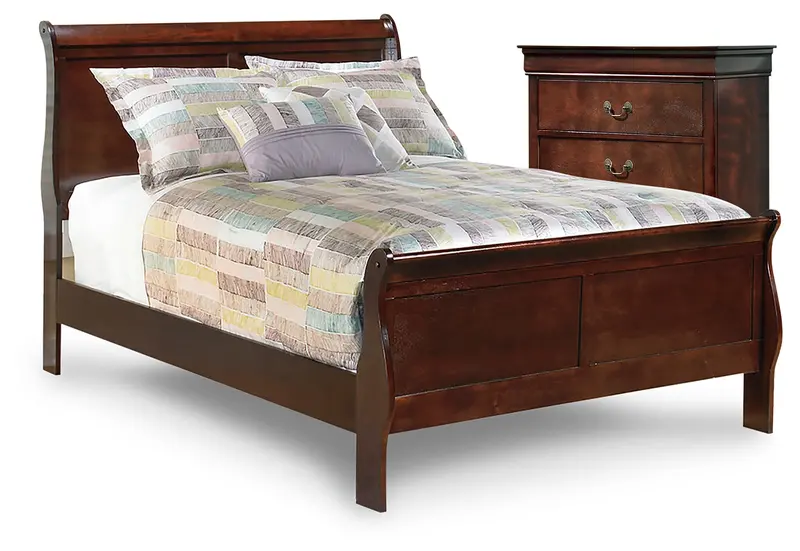 Alisdair Full Size Sleigh Bed And Matching Chest 1
