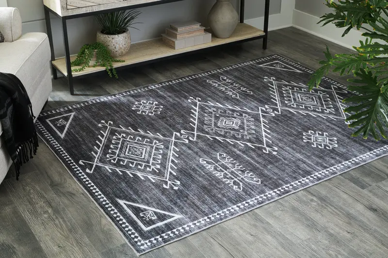 Arloman Black-Cream-Gray 5' X 7' Abstract Area Rug 1