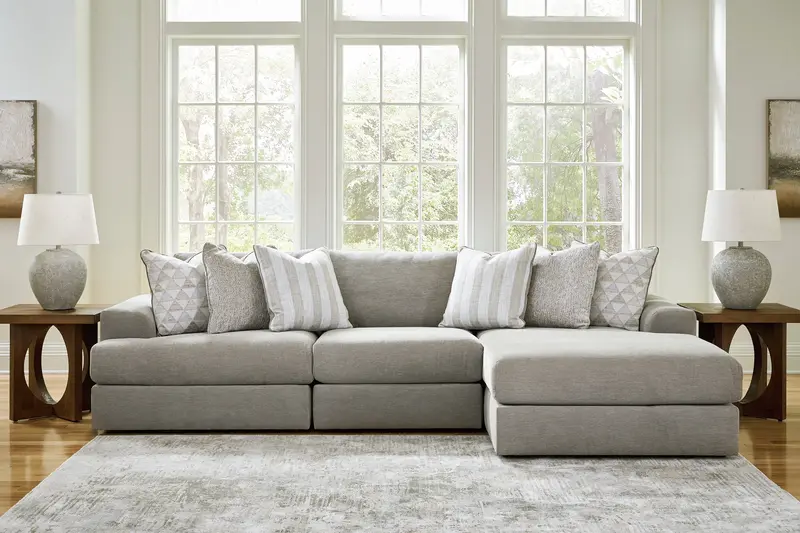 Avaliyah Ash 3-Piece Right-Arm Facing Chaise Sectional 1