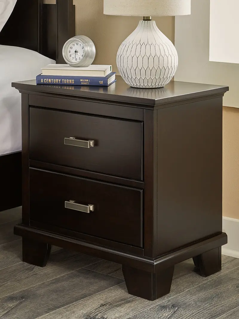 Covetown Dark Brown 2-Drawer Nightstand 1