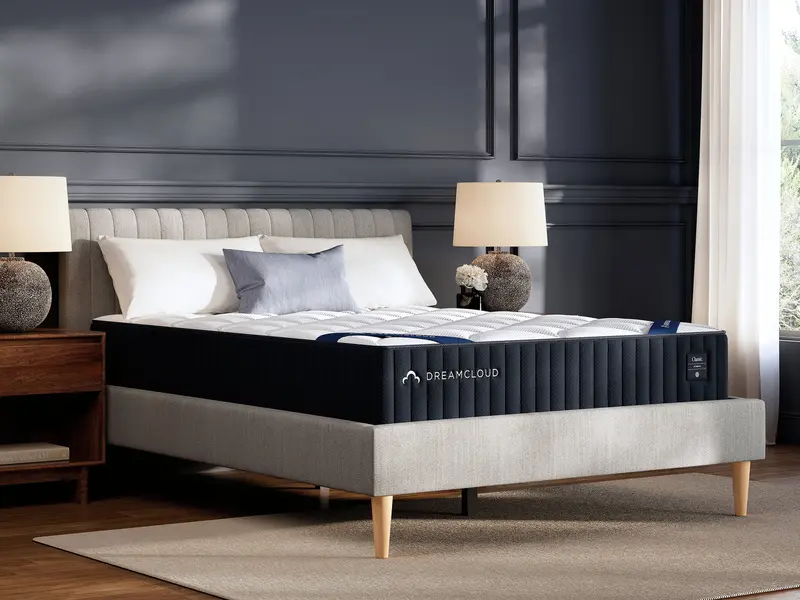Dreamcloud Classic Hybrid Full Mattress – White Cloud-Like Support 1