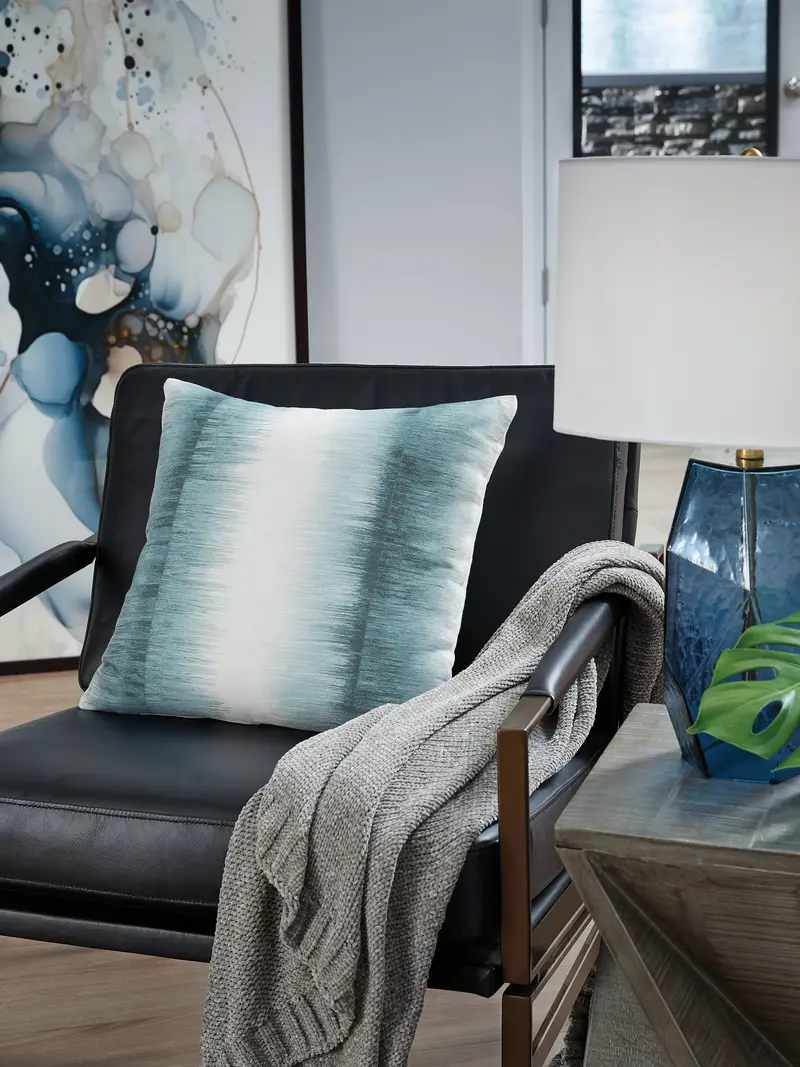 Elonwich Teal And White Decorative Pillow Set (4-Pack) 1