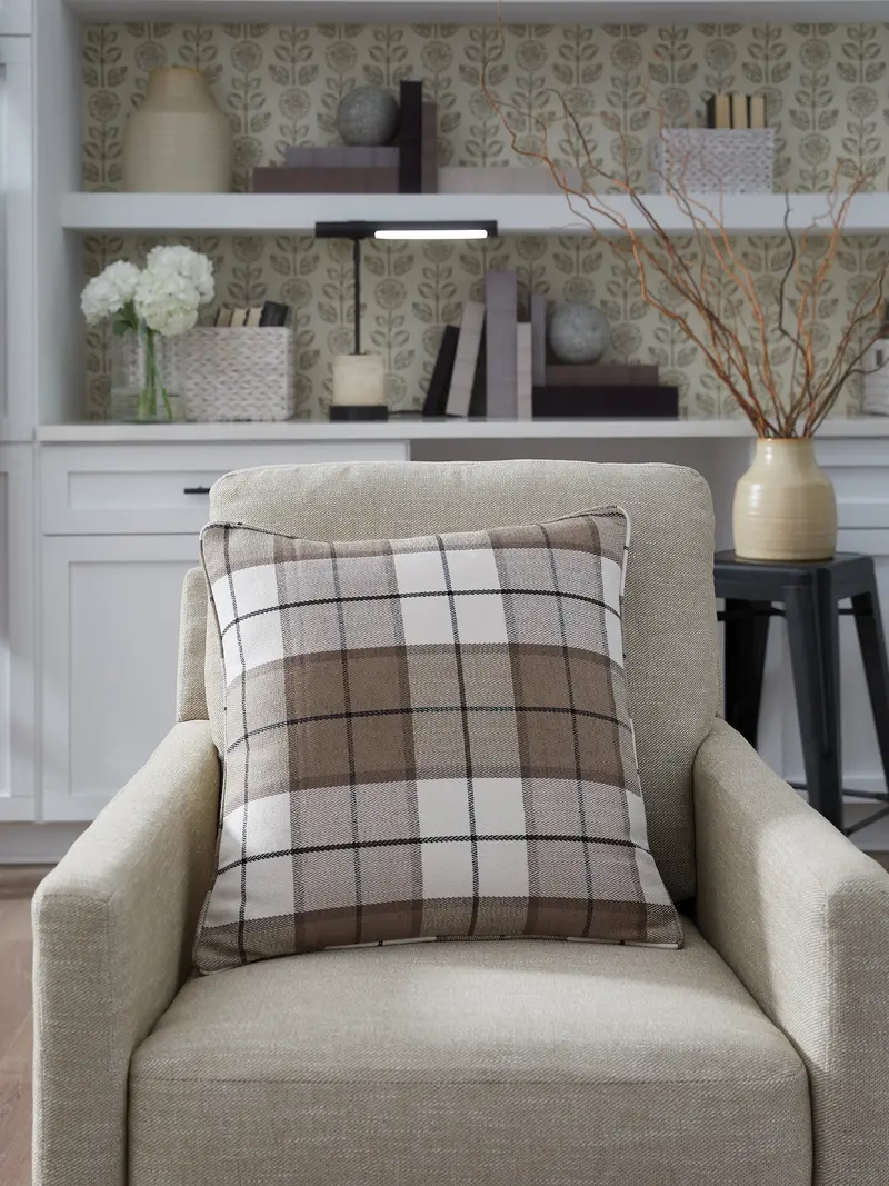 Godricton Geometric Throw Pillow Set – Brown, Black & Cream (4-Pack) 1