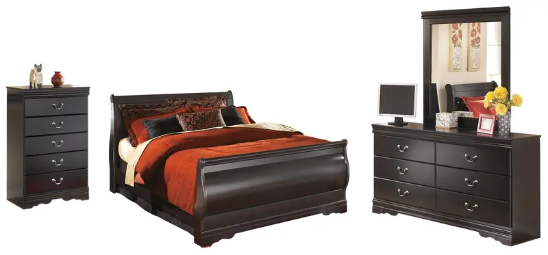 Huey Vineyard Black Queen Sleigh Bed With Mirrored Dresser & Black Chest 1
