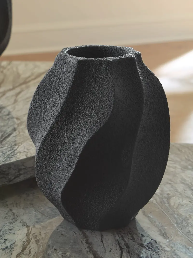 Judworth Black Ceramic Table Vase 1