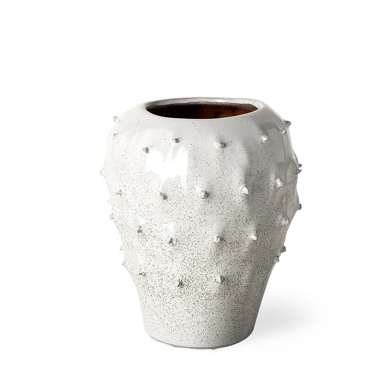 Julian Glossy White Spoked Ceramic Vase – Compact Design 1