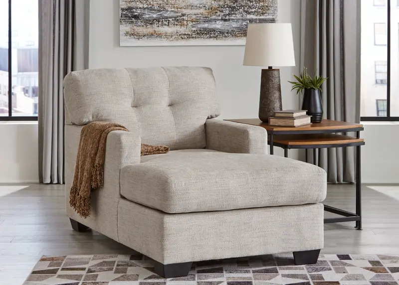 Mahoney Pebble-Grain Chaise Lounge – Neutral Tone Modern Lounger 1