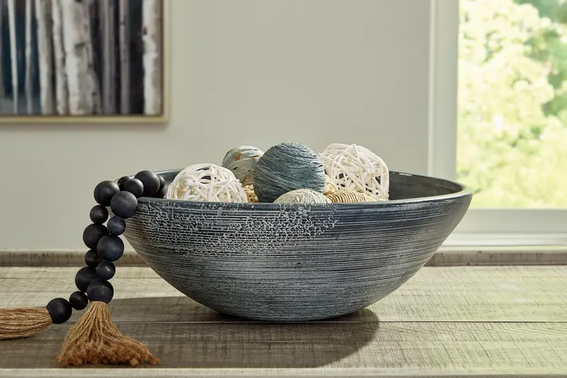 Meadie Distressed Ceramic Blue Serving Bowl 1