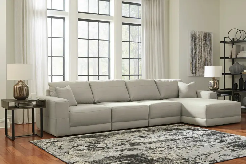 Next-Gen Gaucho Sectional – Gray 4-Piece Raf Chaise Configuration 1