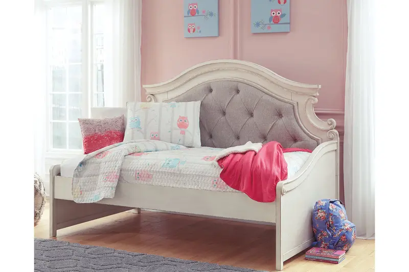 Realyn Chipped White Twin Daybed With Trundle Option 1