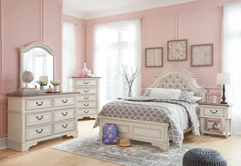 Realyn Full-Size Panel Bed Ensemble Featuring Mirrored Dresser, Chest, And Nightstand In Chipped White Finish 1