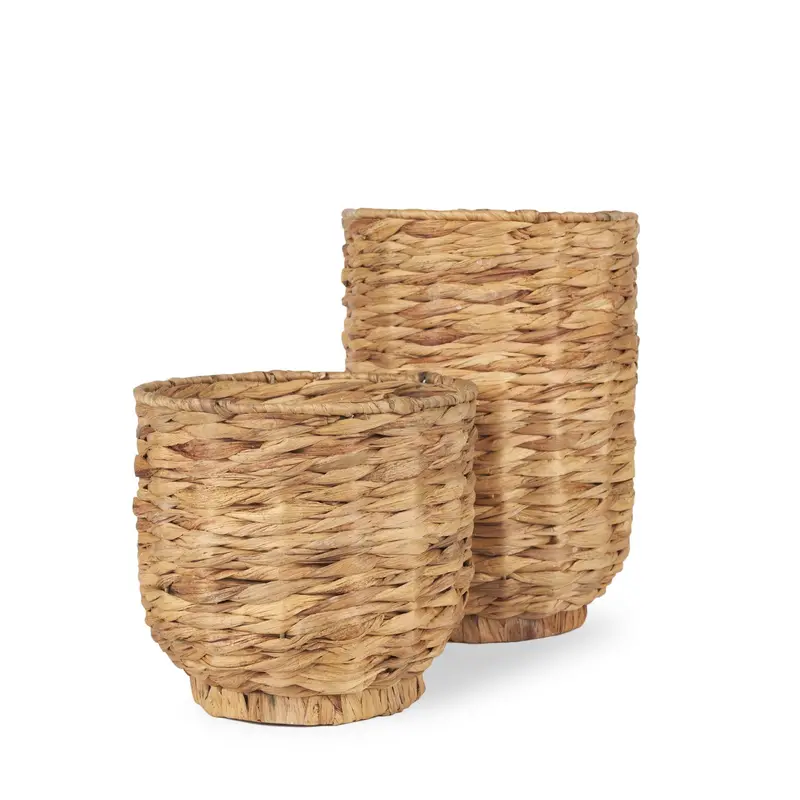 Set Of Two Natural Grass Baskets – Handwoven Storage Accents 1
