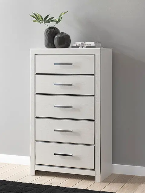 Zuraleus White Six-Drawer Chest Of Drawers 1